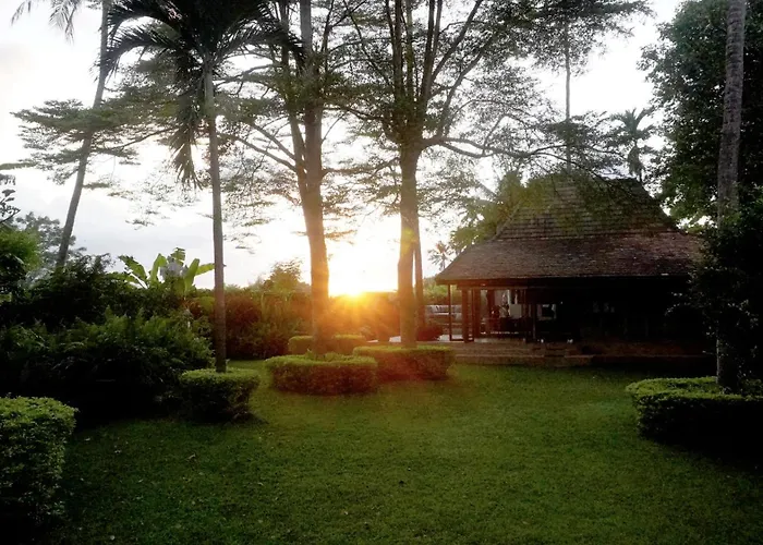 Hidden Heaven Rumah Barong 4* Jasri